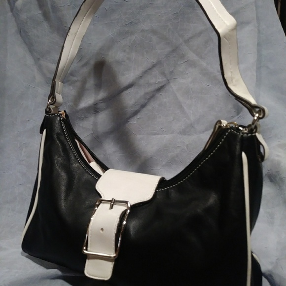 Liz Clainborne handbag - Picture 5 of 5